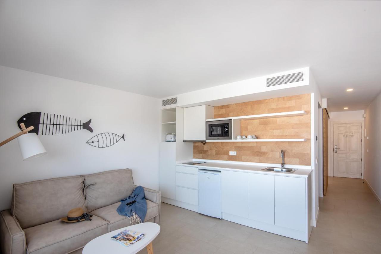 Apartamentos Top Secret Prestige Es Pujols - Formentera Vacaciones Kültér fotó