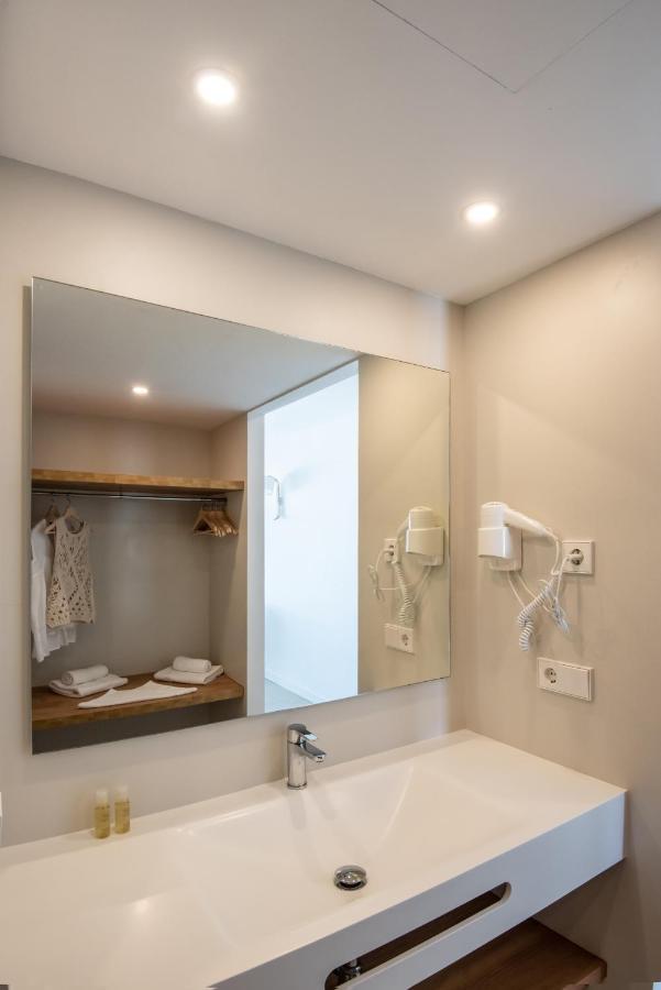 Apartamentos Top Secret Prestige Es Pujols - Formentera Vacaciones Kültér fotó