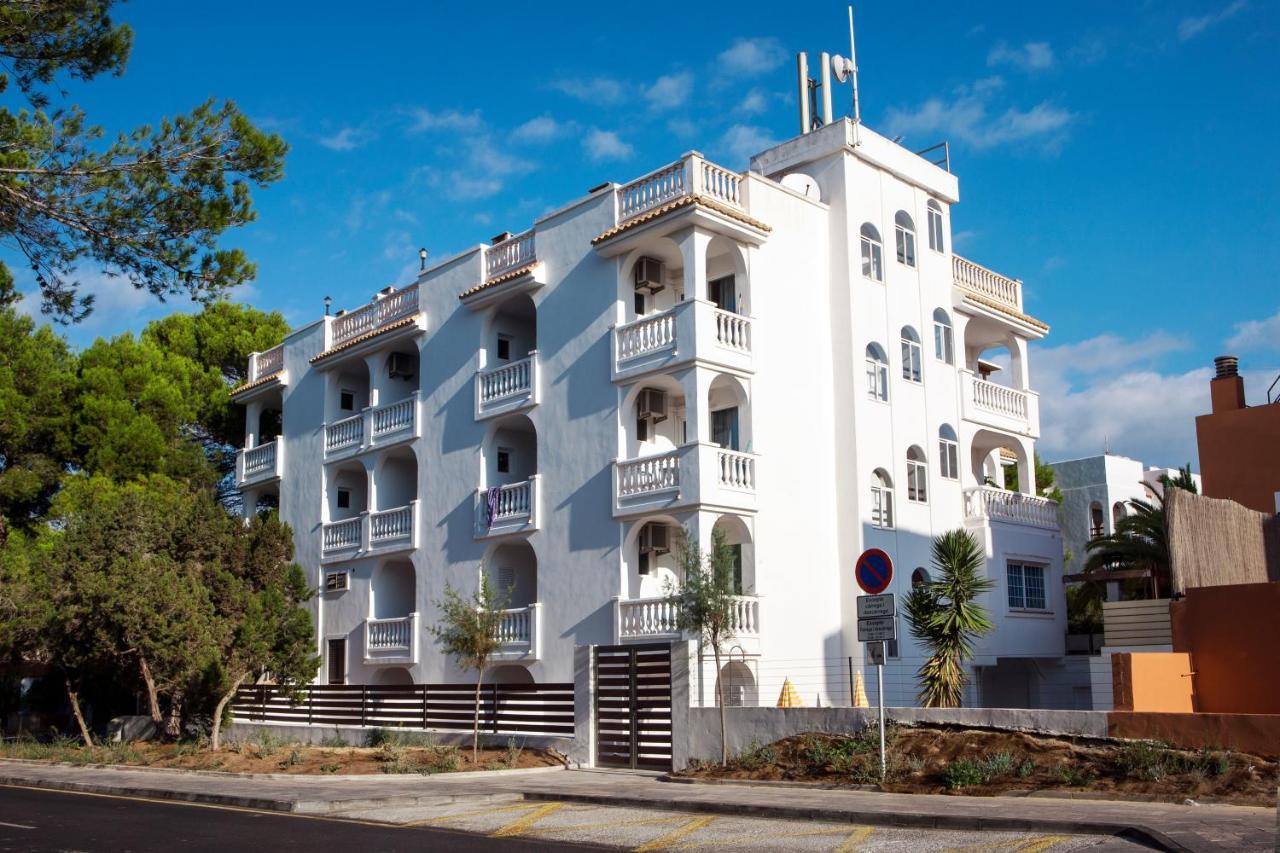 Apartamentos Top Secret Prestige Es Pujols - Formentera Vacaciones Kültér fotó